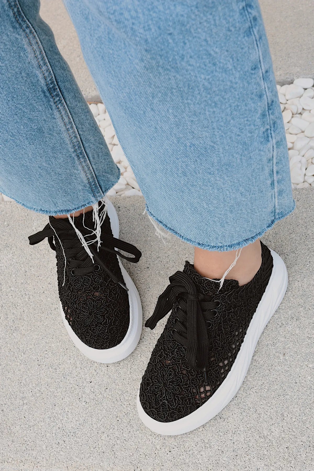 v2 basket