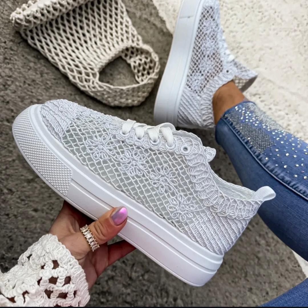 v2 basket