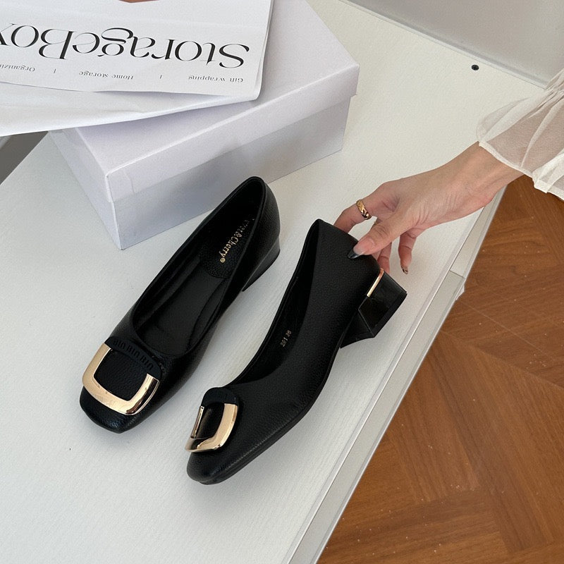 v Chaussure classique